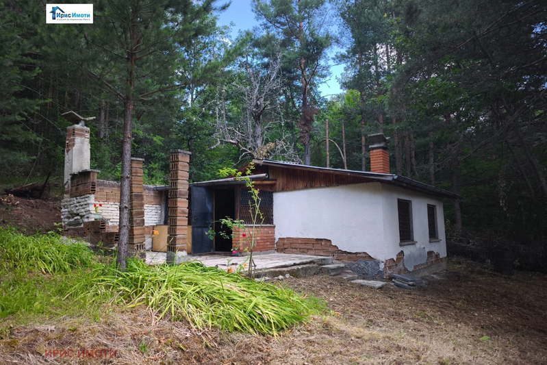 House in област София, Belchin