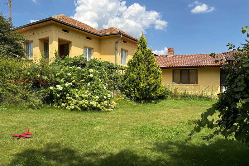 House in област София, Benkovski