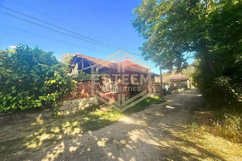 House in Oblast Ruse, Byzovec