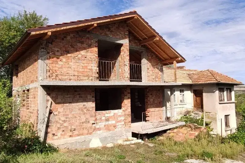House in Vraca, Carevec