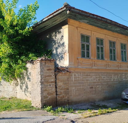 Снимка 2 — Къща във Велико Търново, с. Церова кория