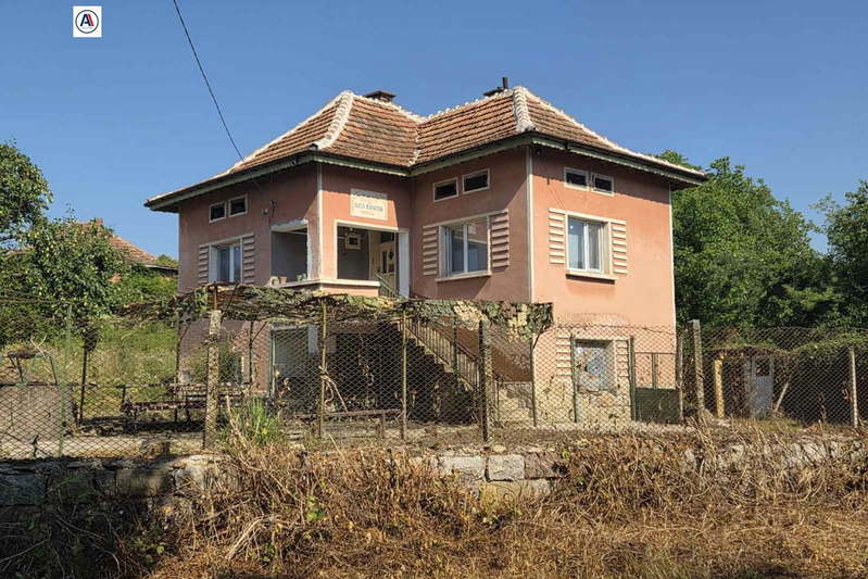 Къща в Монтана, с. Черкаски