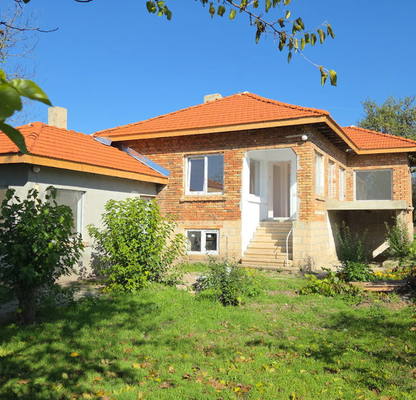 Photo 2 — House in Oblast Varna, Chervenci