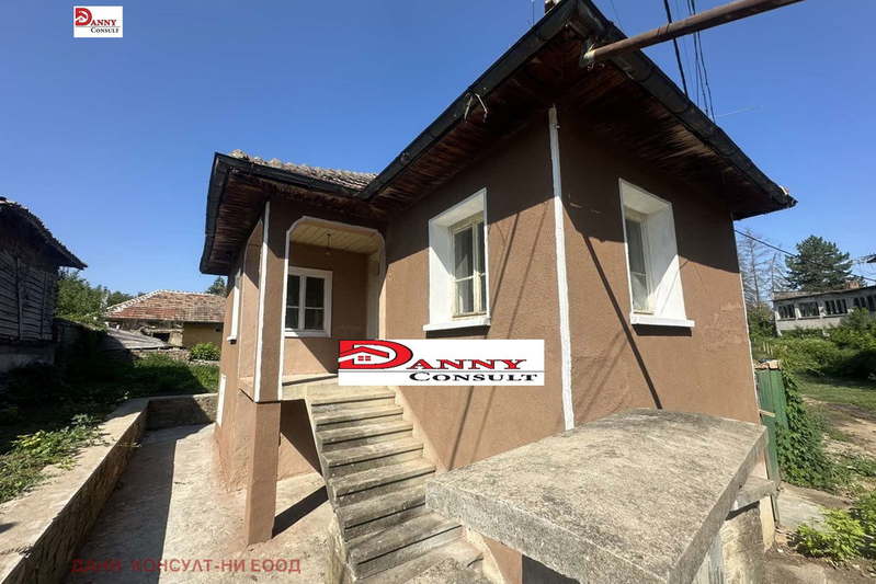 House in Oblast Veliko Tyrnovo, Dobri Dyal