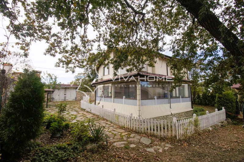 House in Varna, Dobrogled