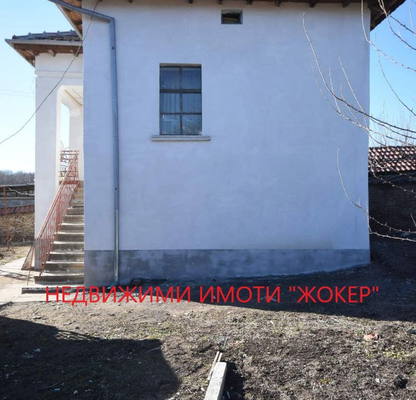 Снимка 3 — Къща във Велико Търново, с. Долна Липница
