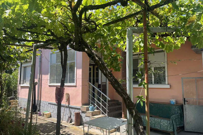 Къща в Стара Загора, с. Долно Сахране