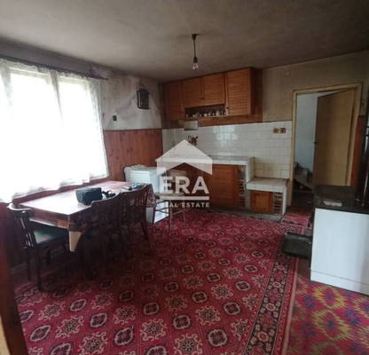Photo 4 — House in област София, Drujevo