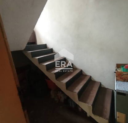 Photo 5 — House in област София, Drujevo