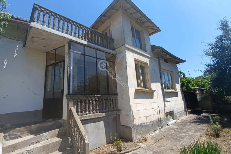 House in Veliko Tyrnovo, Dyskot