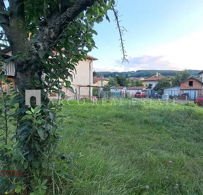 Photo 4 — House in област София, Gabra