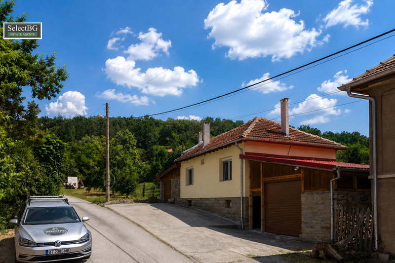House in Oblast Veliko Tyrnovo, Gabrovci