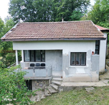 Снимка 5 — Малка къща с паркинг в с. Гледаци, област Габрово