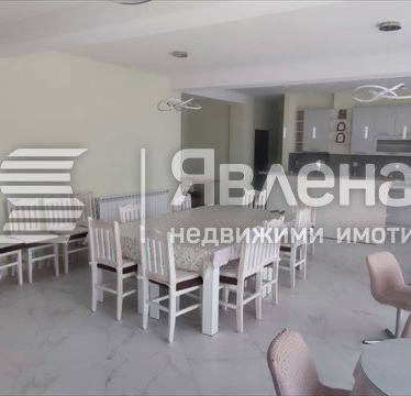 Photo 3 — Spacious 6-bedroom house in Golyam Izvor village, Lovech
