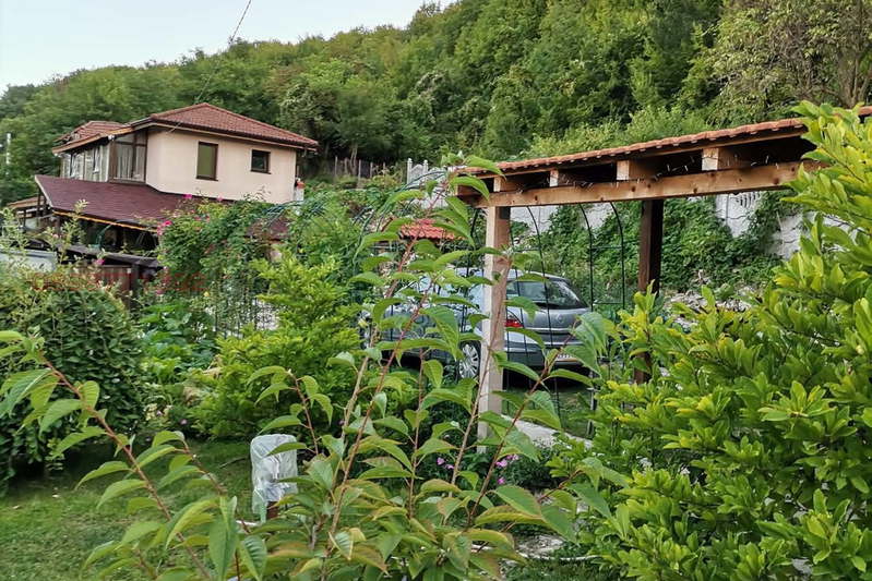 House in Oblast Pleven, Gortalovo
