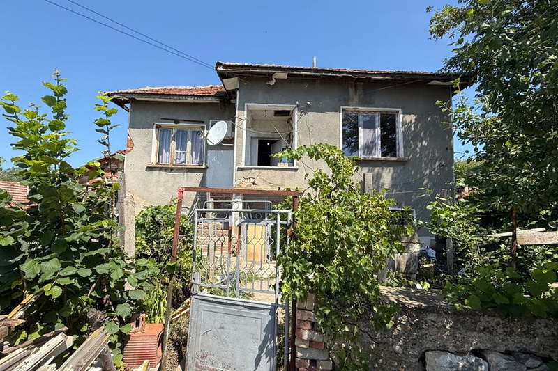 House in Oblast Pleven, Grivica