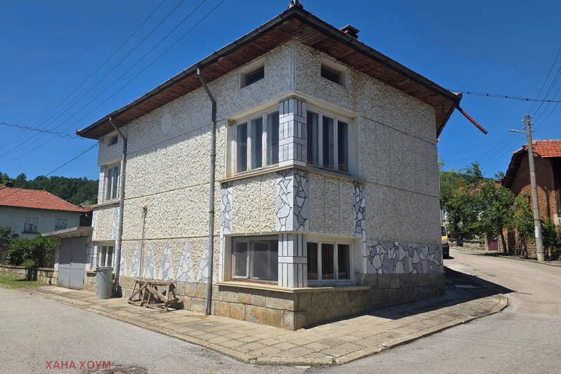 House in Oblast Lovech, Gumoshtnik