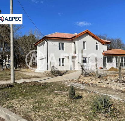 Снимка 4 — Къща във Варна, с. Изгрев