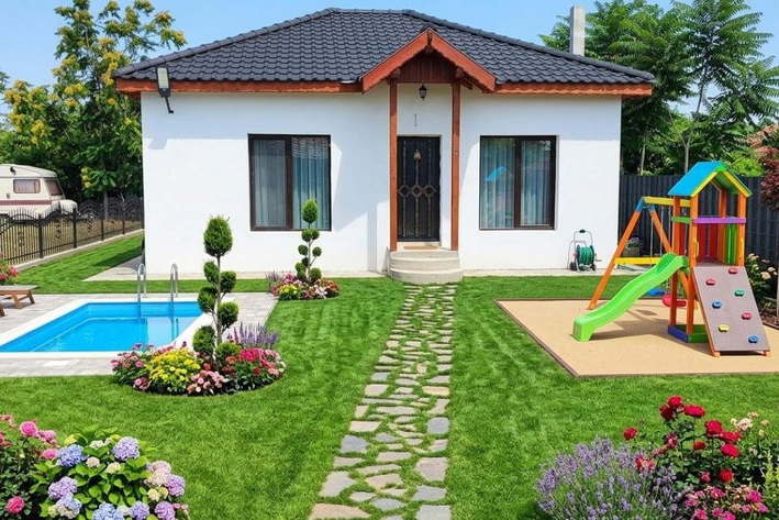 Detached house with 3 rooms in Zhitnitsa village, Varna region