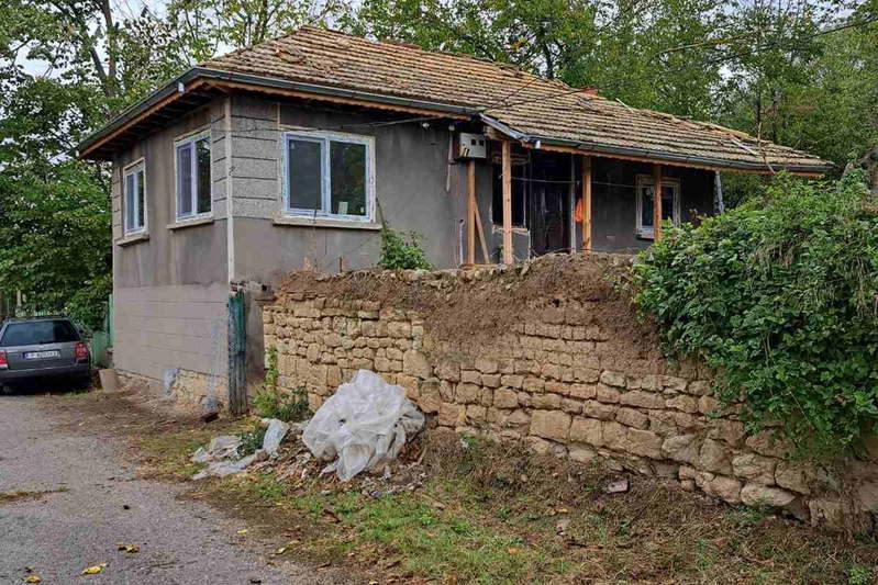 House in Oblast Ruse, Karan Vyrbovka