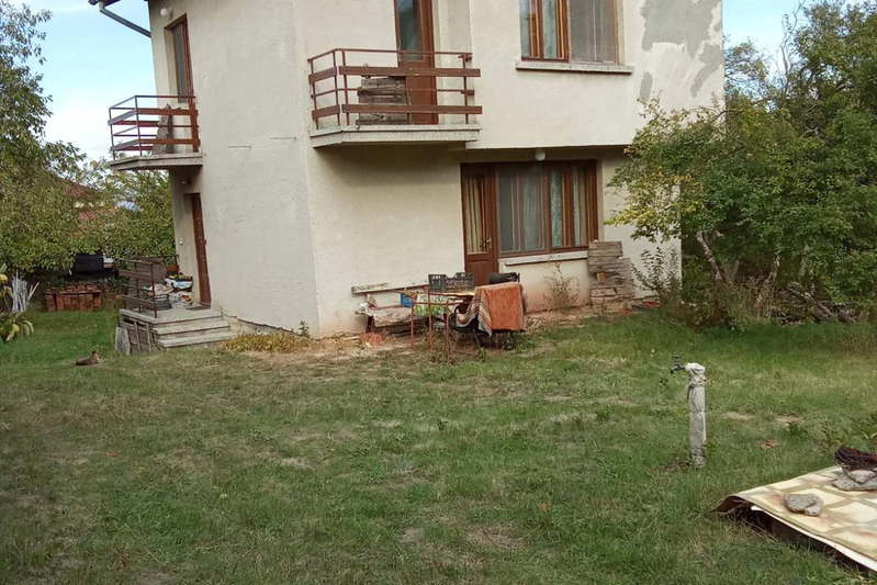 House in Oblast Pernik, Klenovik
