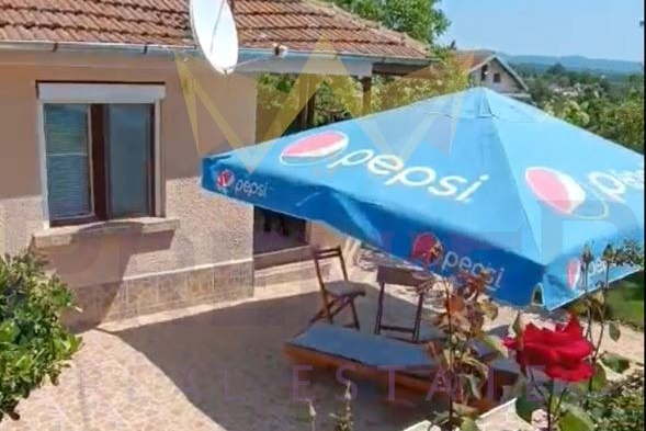 Къща в Бургас, с. Крушевец