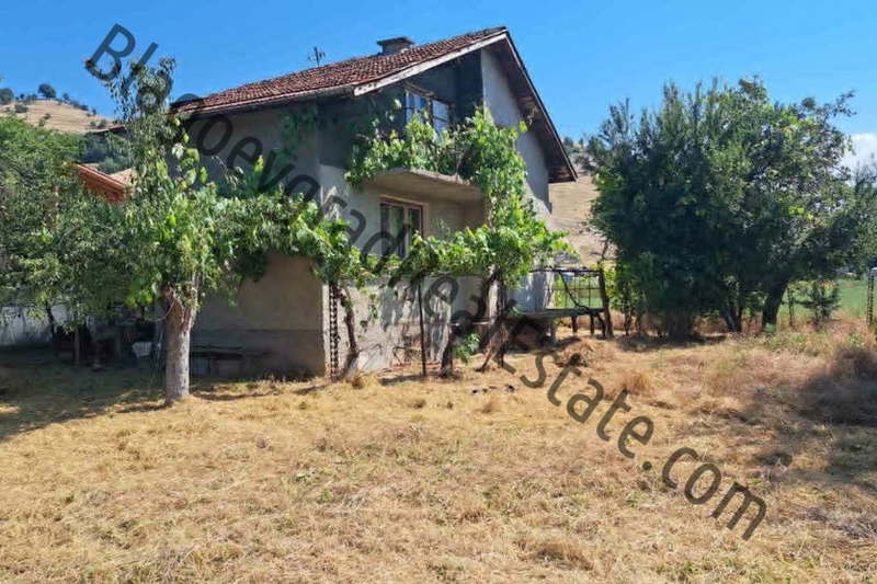 House in Oblast Blagoevgrad, с. Лешко