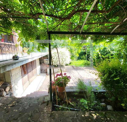 Photo 3 — House in Lozen