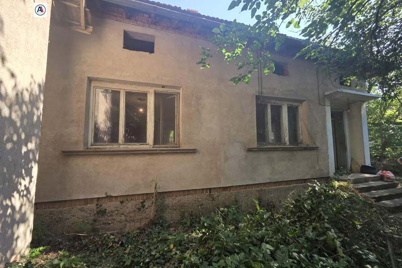 Къща в Монтана, с. Медковец