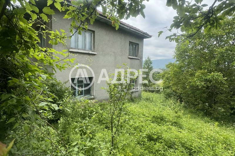 House in област София, Milanovo