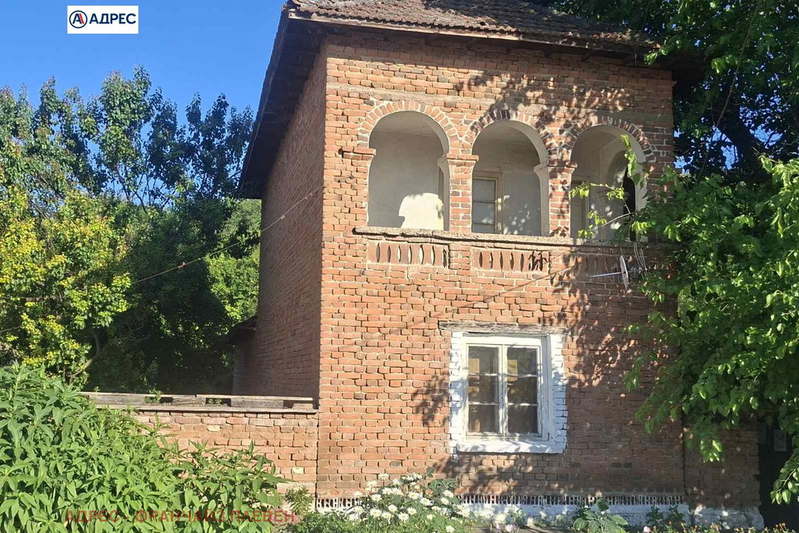 House in Oblast Pleven, Milkovica
