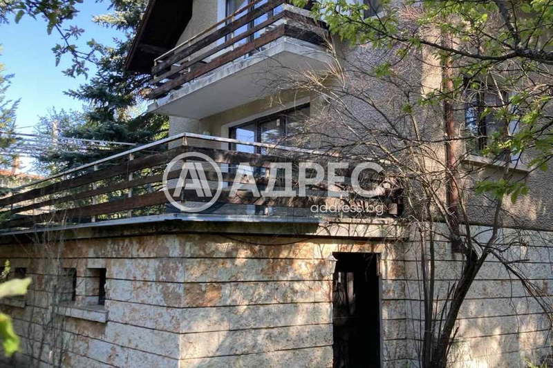 House in област София, Novi Han