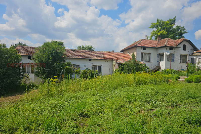 Къща в Плевен, с. Опанец