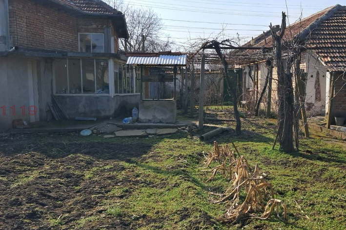 Къща във Велико Търново, с. Овча могила