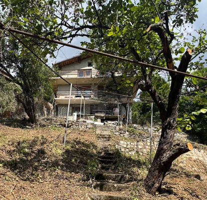 Photo 2 — House in Pancharevo
