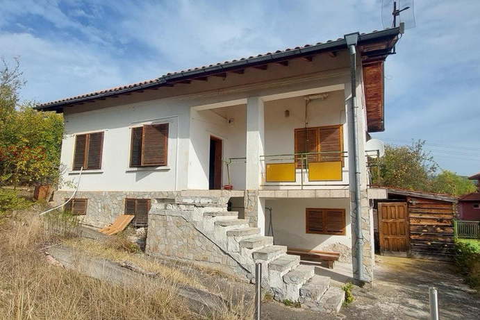 House in област София, Pchelin