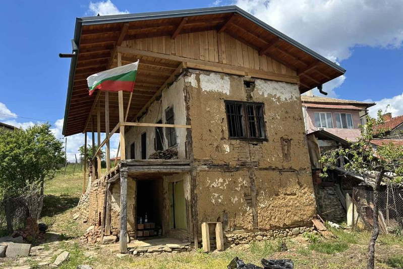 House in Oblast Kyustendil, Piperkov Chiflik