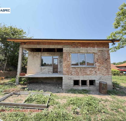 Photo 2 — House in Pleven, Podem