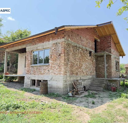 Photo 3 — House in Pleven, Podem