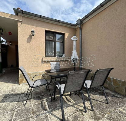 Photo 3 — House in Oblast Varna, Priselci