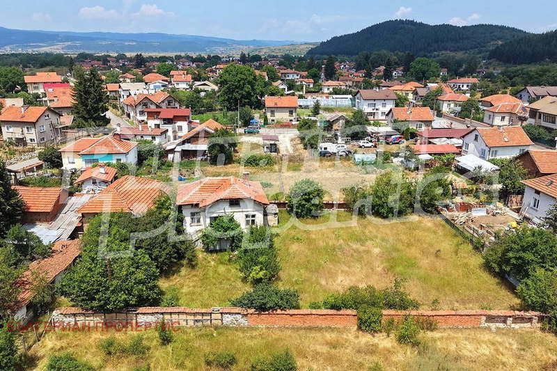 House in област София, Prodanovci