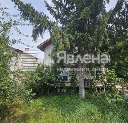 Снимка 5 — Къща с 3 стаи в с. Равно поле с двор 625 кв.м.