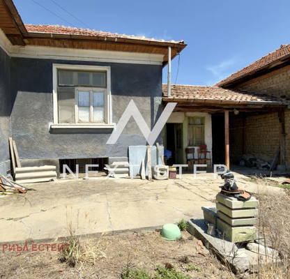 Photo 3 — 3-room house in Ruzhevo Konare village, Plovdiv region with large yard