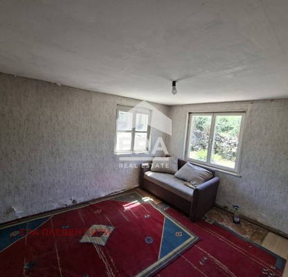 Photo 2 — House in Oblast Pleven, Sadovec