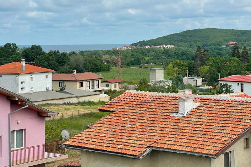 Къща във Варна, с. Шкорпиловци