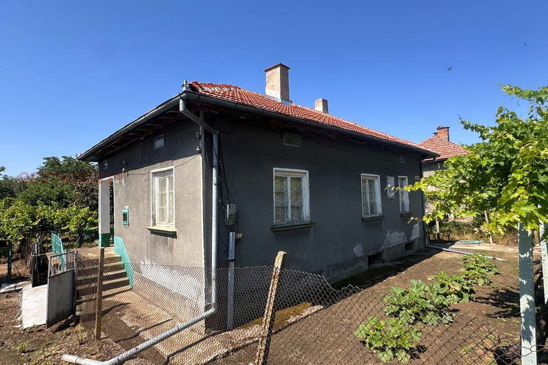 House in Oblast Pleven, Slavovica