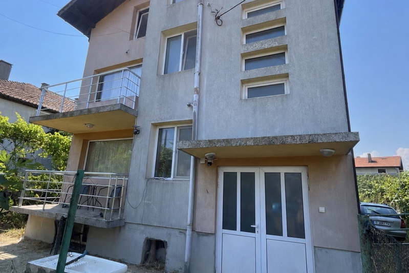 House in Oblast Varna, Staro Oryahovo