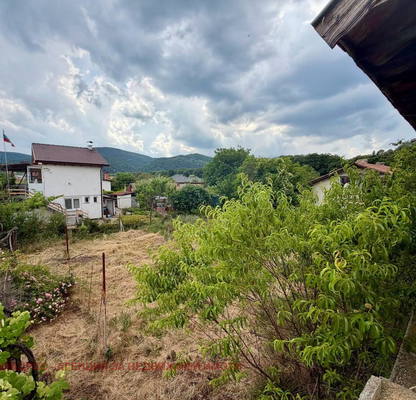 Photo 3 — House in Oblast Tyrgovishte, Straja