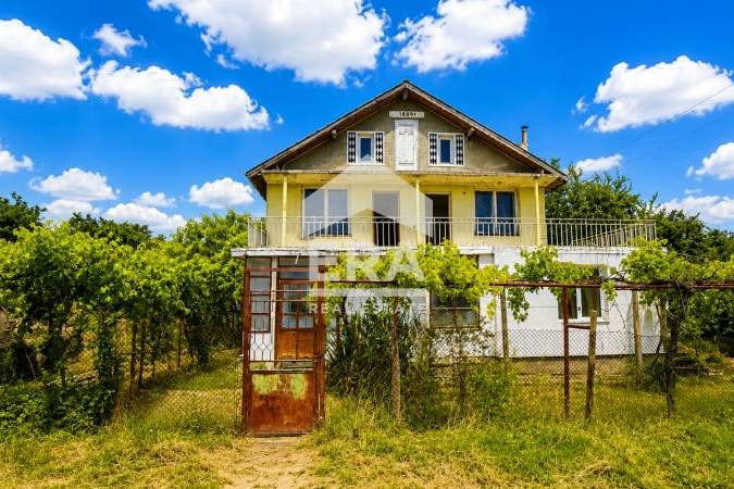 House in Oblast Tyrgovishte, Straja