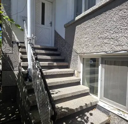 Photo 2 — House in Oblast Plovdiv, Stroevo